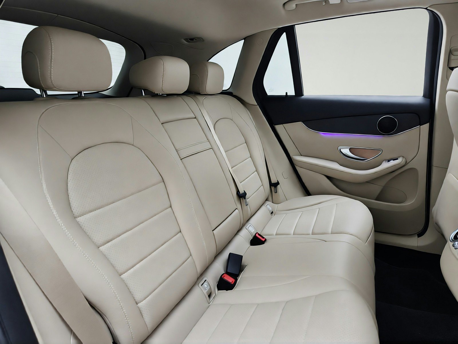 Certified Used 2021 Cirrus Silver Metallic Mercedes-Benz GLC 300 image 27