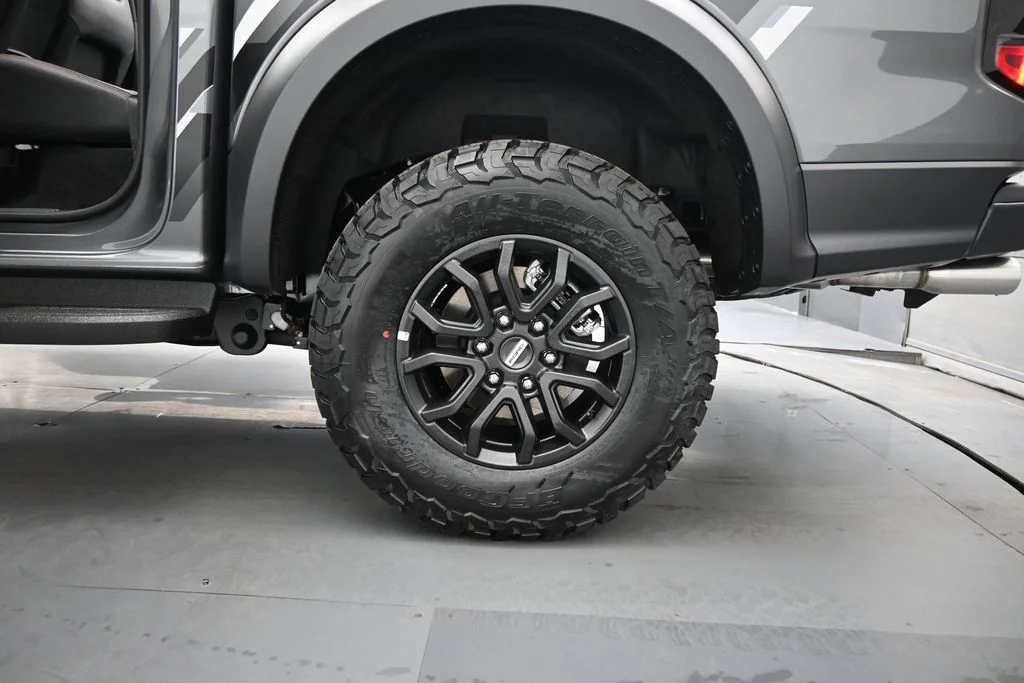 New 2026 Carbonized Gray Metallic Ford Raptor image 23