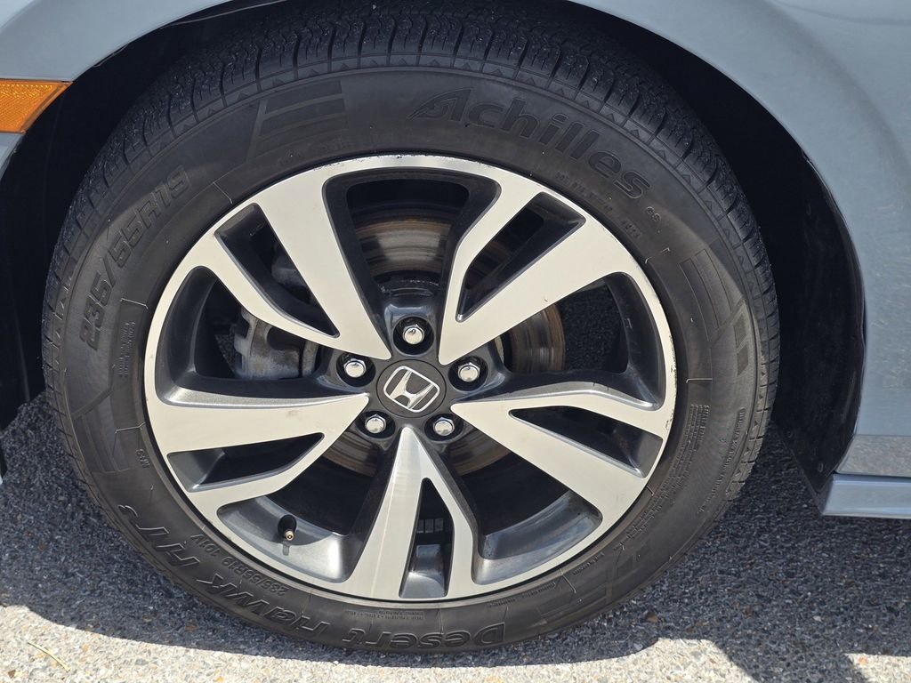 2023 Honda Odyssey Touring - Photo 9