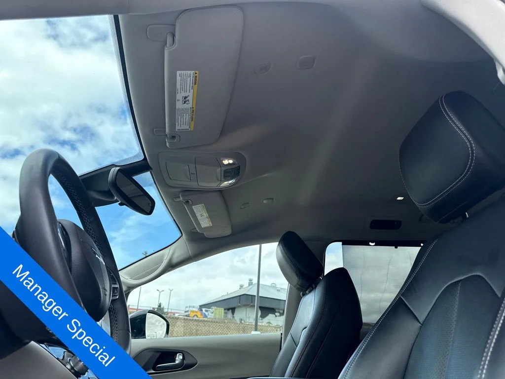 2024 Chrysler Pacifica Touring L - Photo 22
