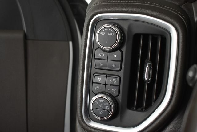 Used 2020  GMC Denali image 34