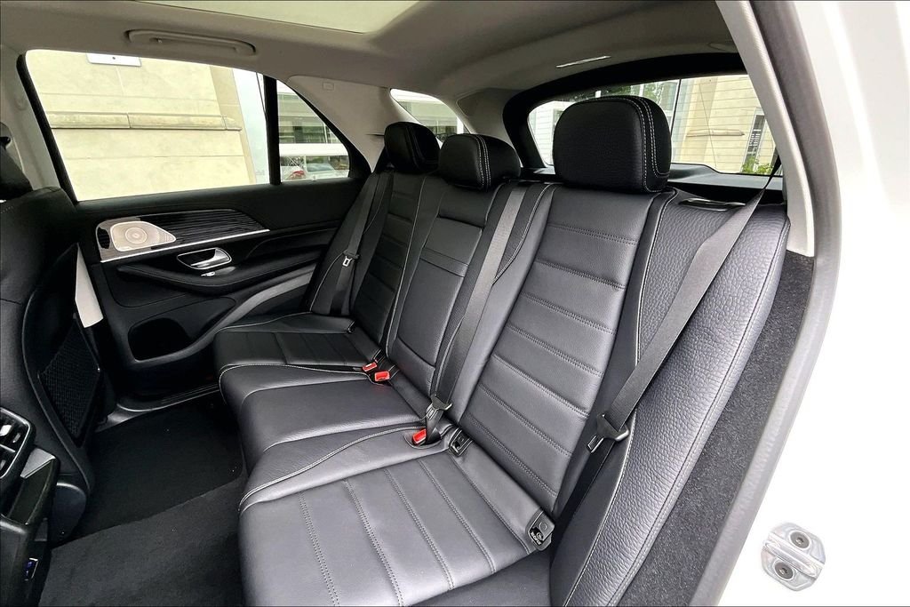 New 2026 Polar White Mercedes-Benz GLE 450 image 10