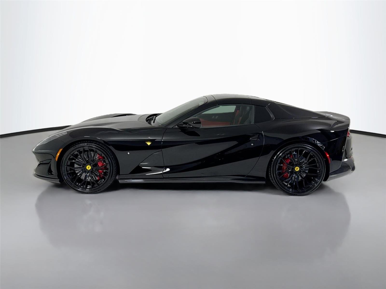 Used 2021 Nero Ferrari  image 56