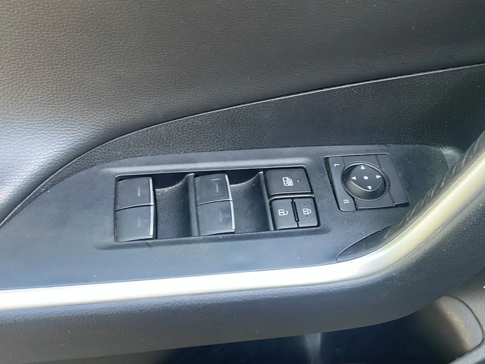 Used 2024 Midnight Black Metallic Toyota Adventure image 16