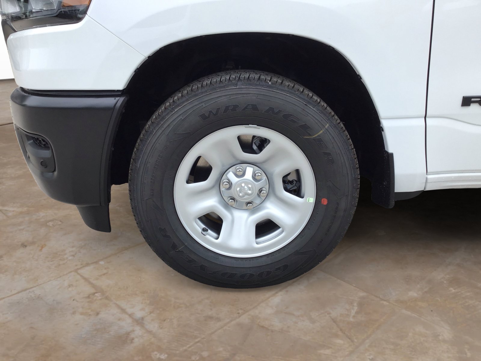 New 2026 Bright White Clearcoat RAM Tradesman image 25