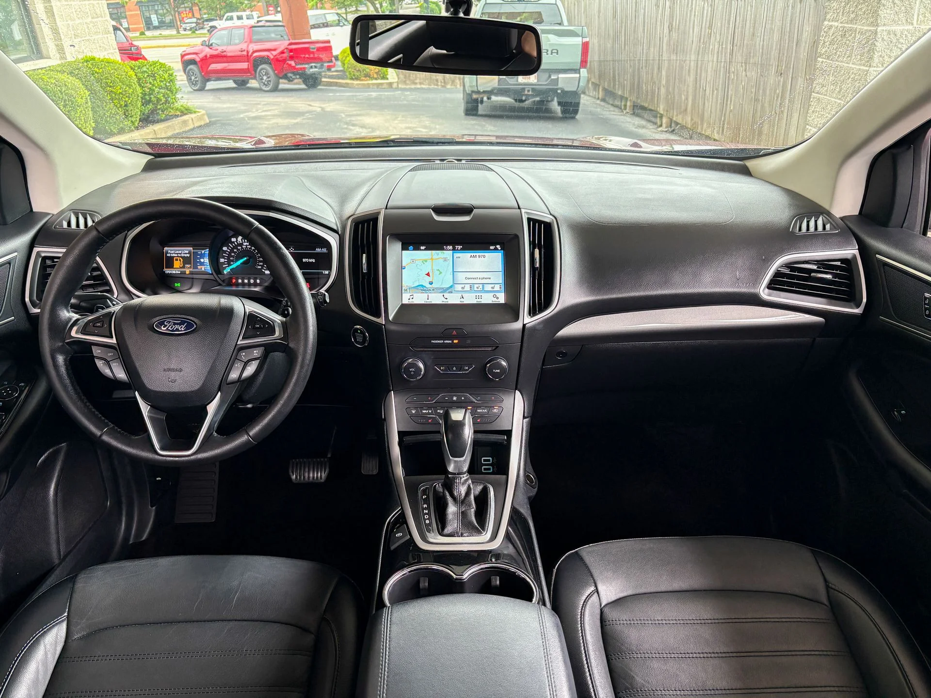 Used 2018 Red Ford SEL image 27
