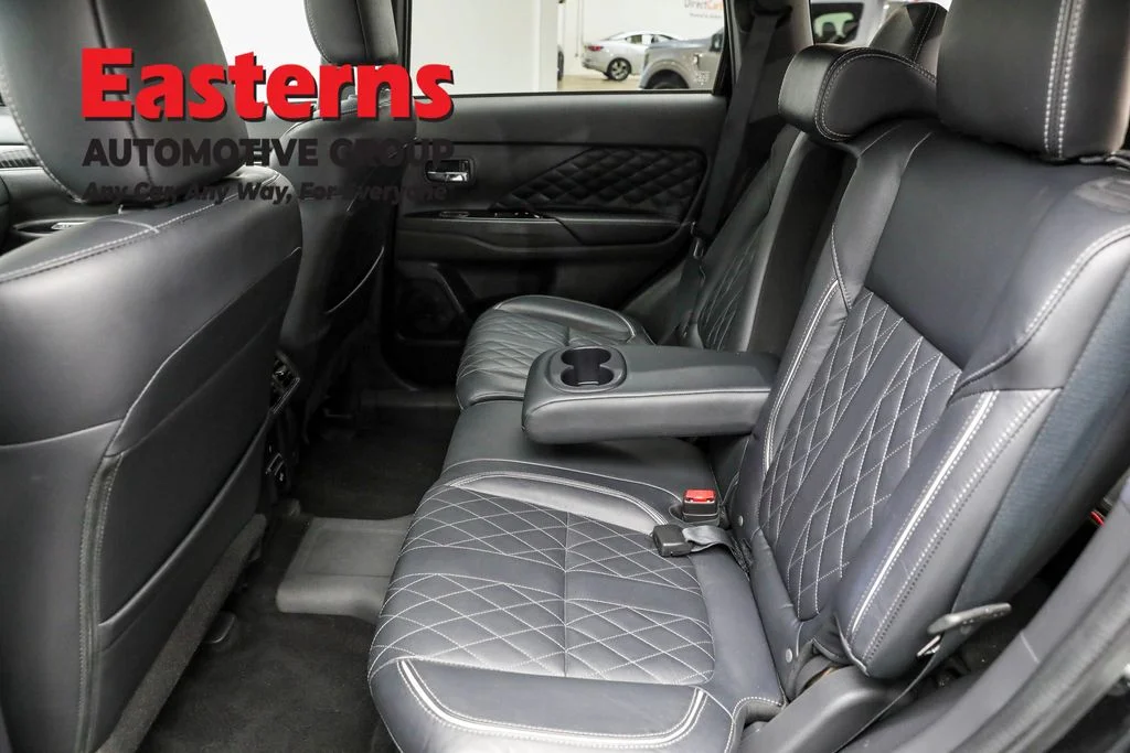 Used 2021 Black Mitsubishi SEL image 21