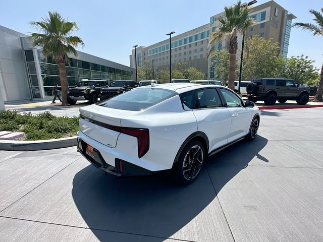 New 2026 Snow White Pearl Kia GT-Line image 7