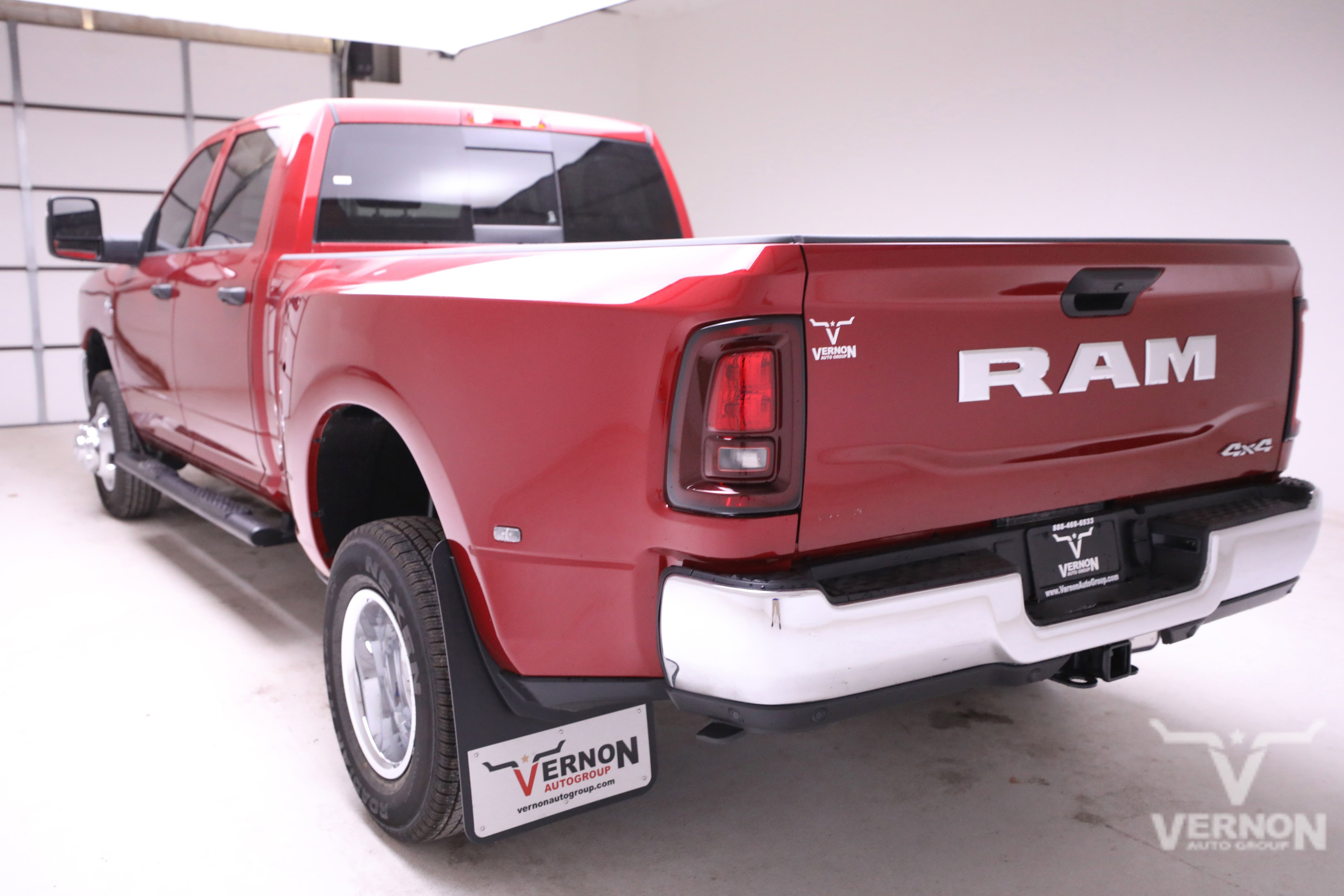 New 2026 Molten Red Pearlcoat Ram N image 3