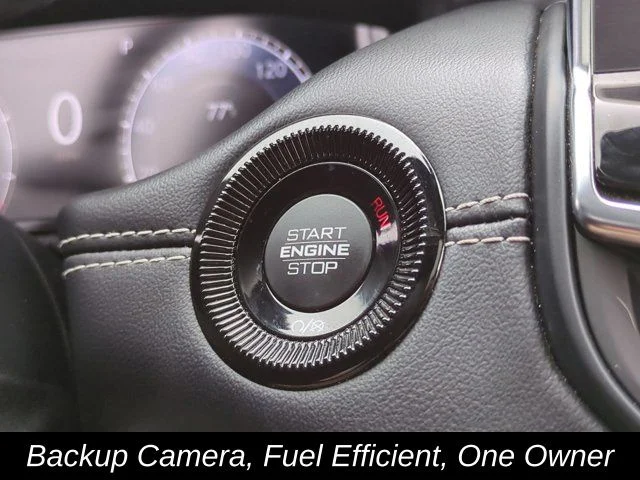 Used 2022 White Jeep Limited image 29