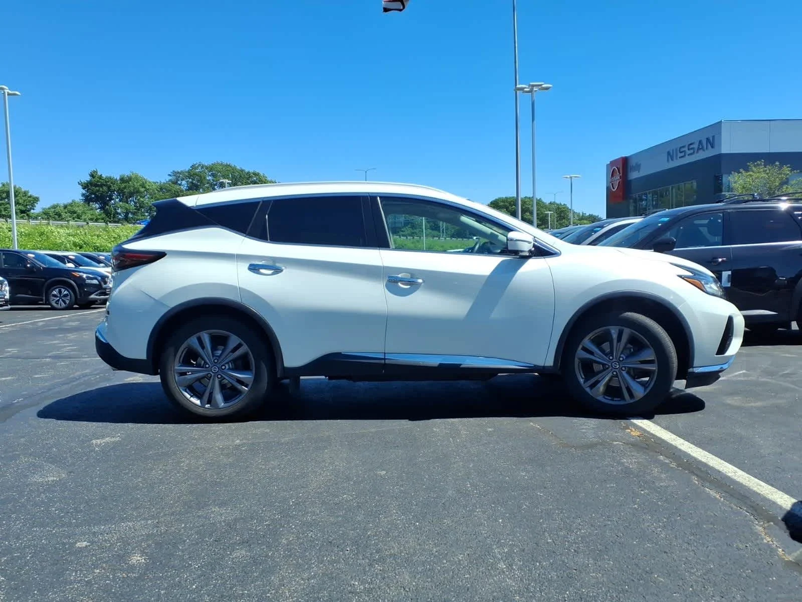 Certified Used 2020 Pearl White Tricoat Nissan Platinum image 4