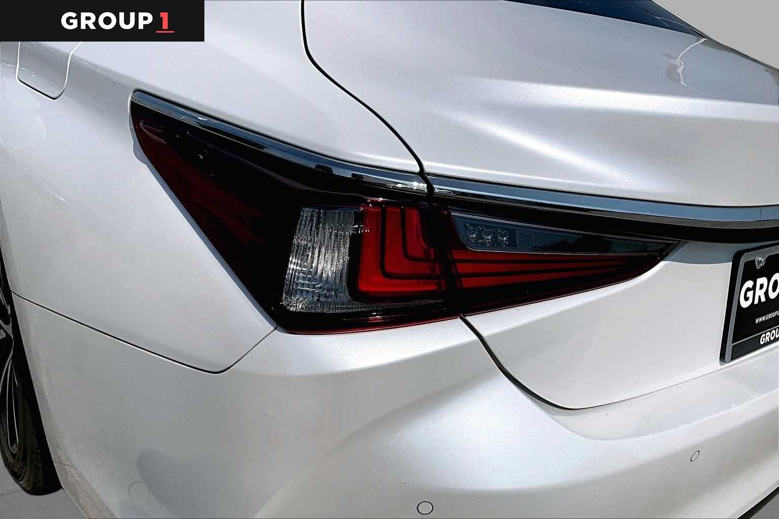 Used 2023 Eminent White Pearl Lexus  image 26