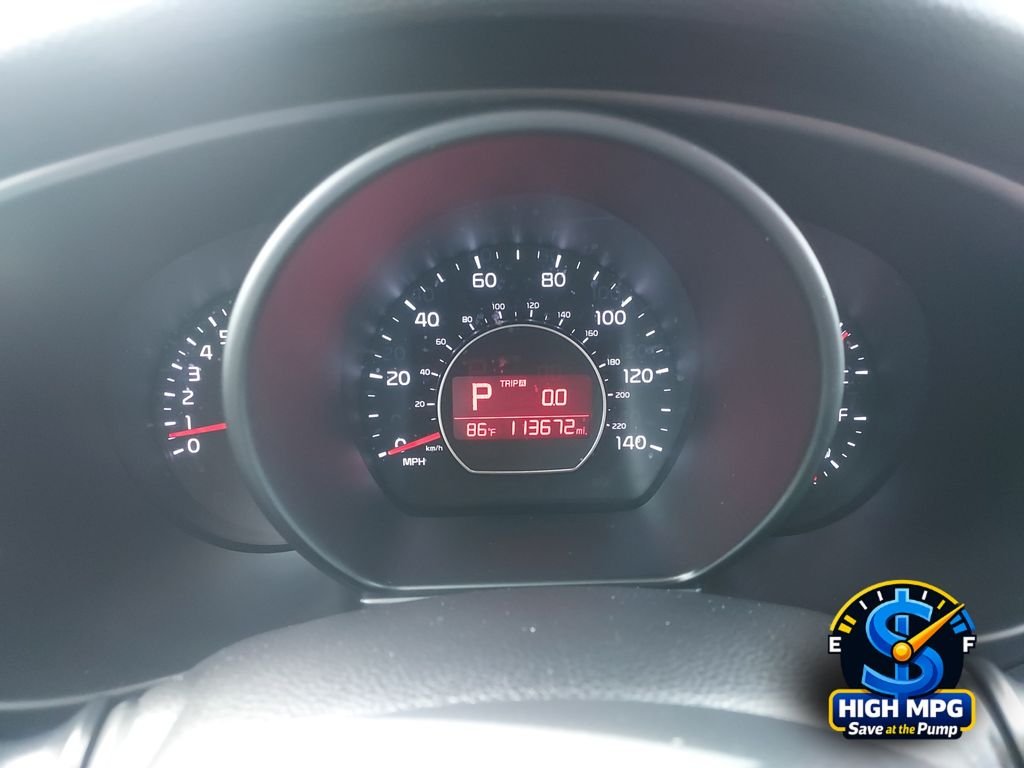 Used 2019 Red Kia Plus image 25