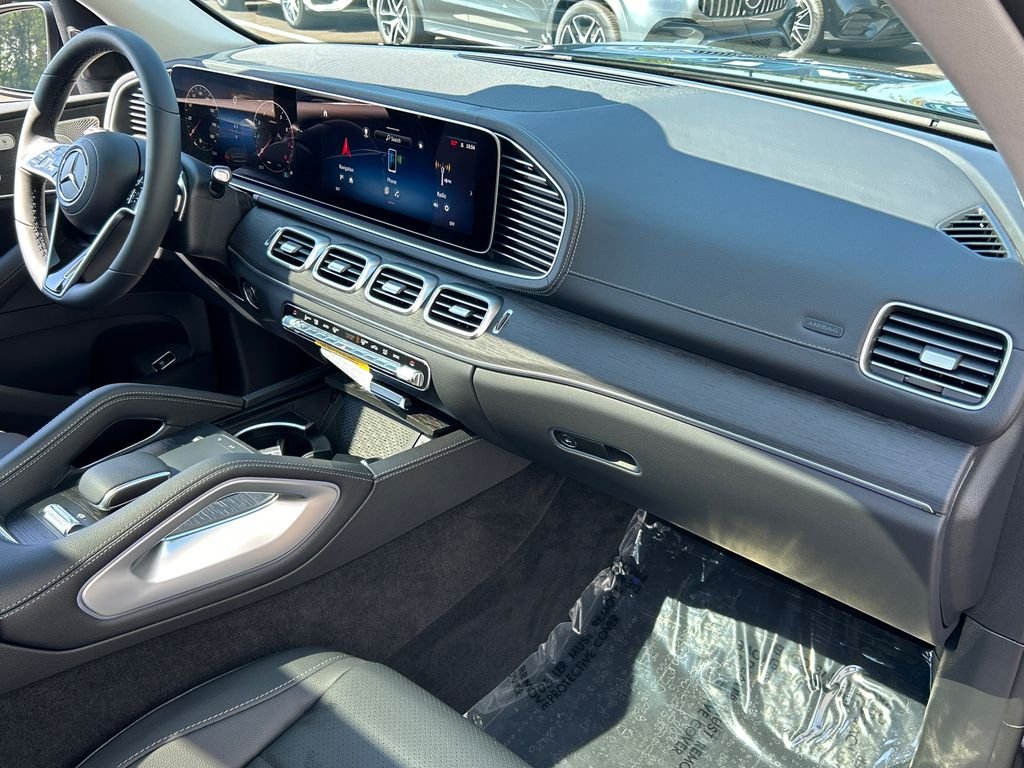 New 2026 Black Mercedes-Benz GLS 450 image 30
