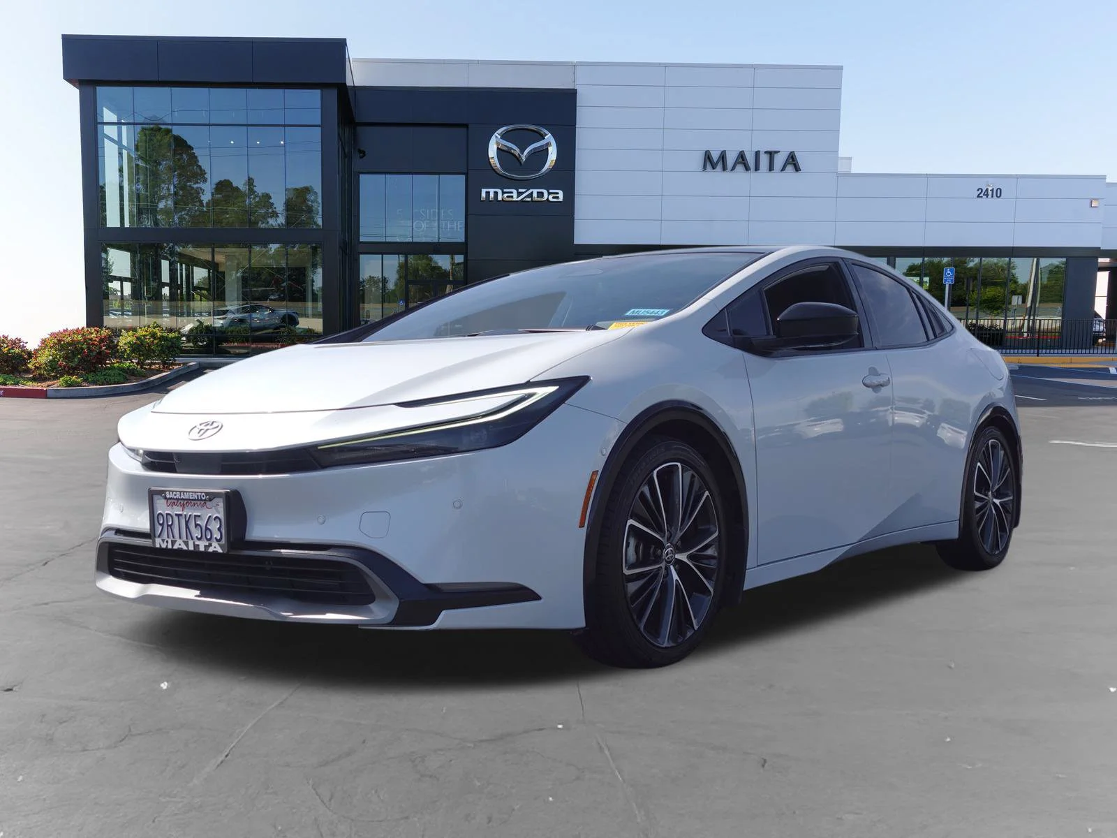 Used 2023 Wind Chill Pearl Toyota Limited image 7