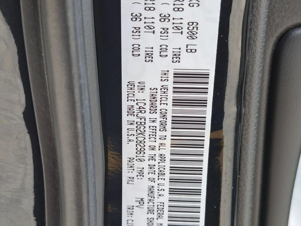 Used 2019 Black Jeep Limited image 31