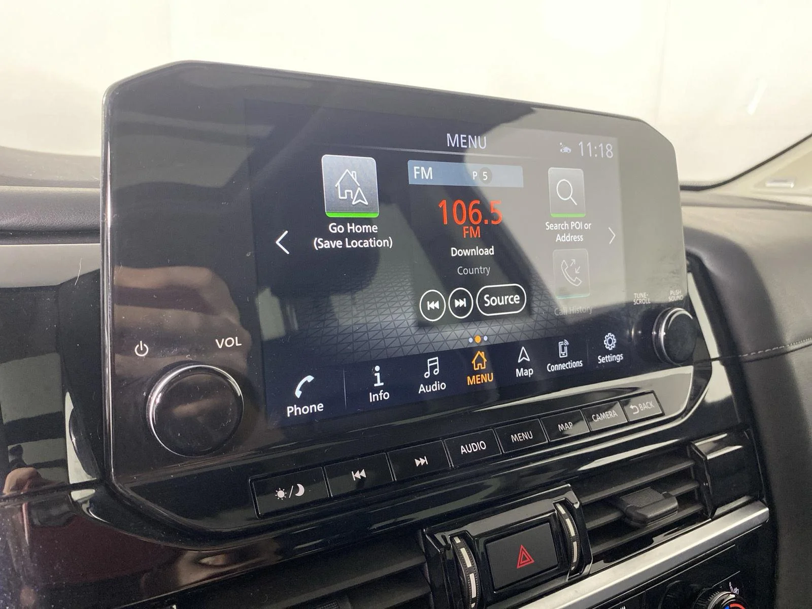 Used 2024 Super Black Nissan SL image 19