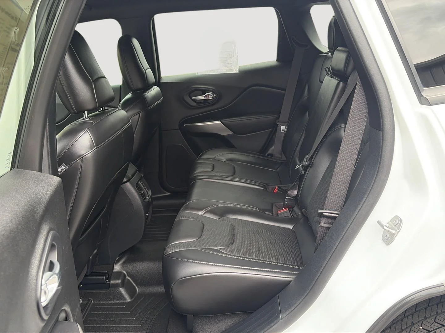 Certified Used 2020 Bright White Clearcoat Jeep High Altitude image 31
