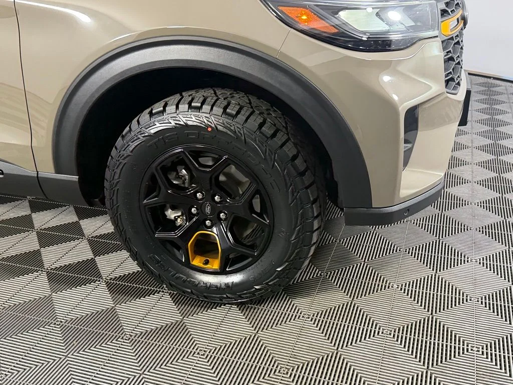 Certified Used 2026 Gray Ford Tremor image 14