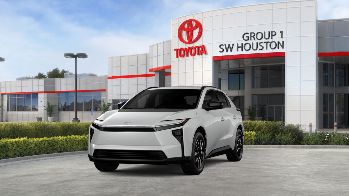 New 2026 Wind Chill Pearl Toyota XLE image 18