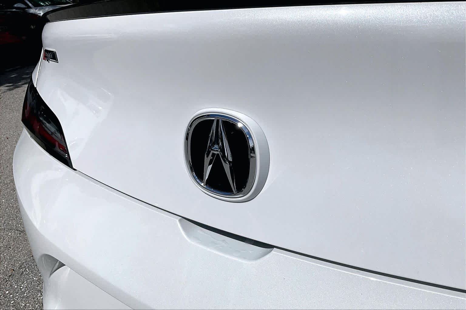Used 2025 Platinum White Pearl Acura w/A-Spec Package image 31