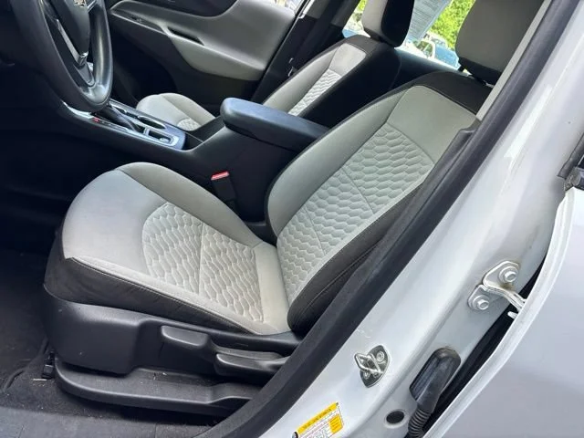 Used 2019 Summit White Chevrolet LS image 15
