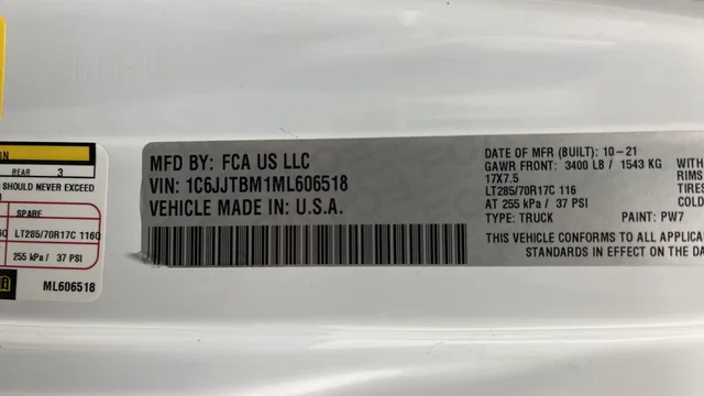 Used 2021 Bright White Clearcoat Jeep Rubicon image 27