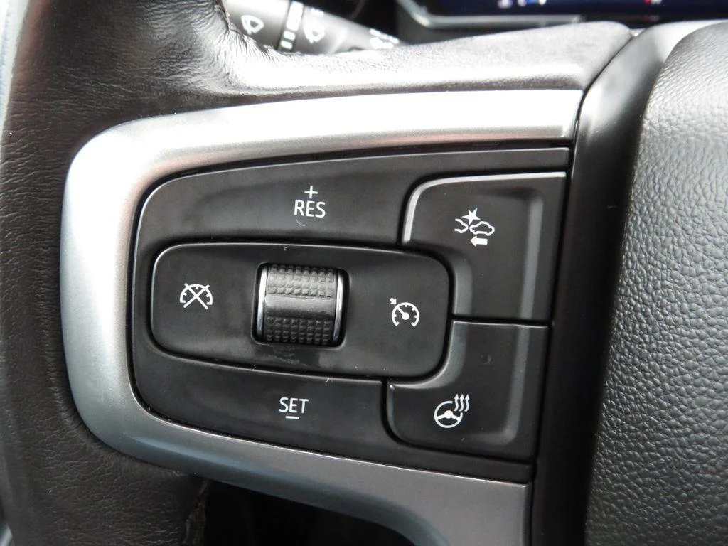 Used 2022 Blue Metallic Chevrolet LT image 25
