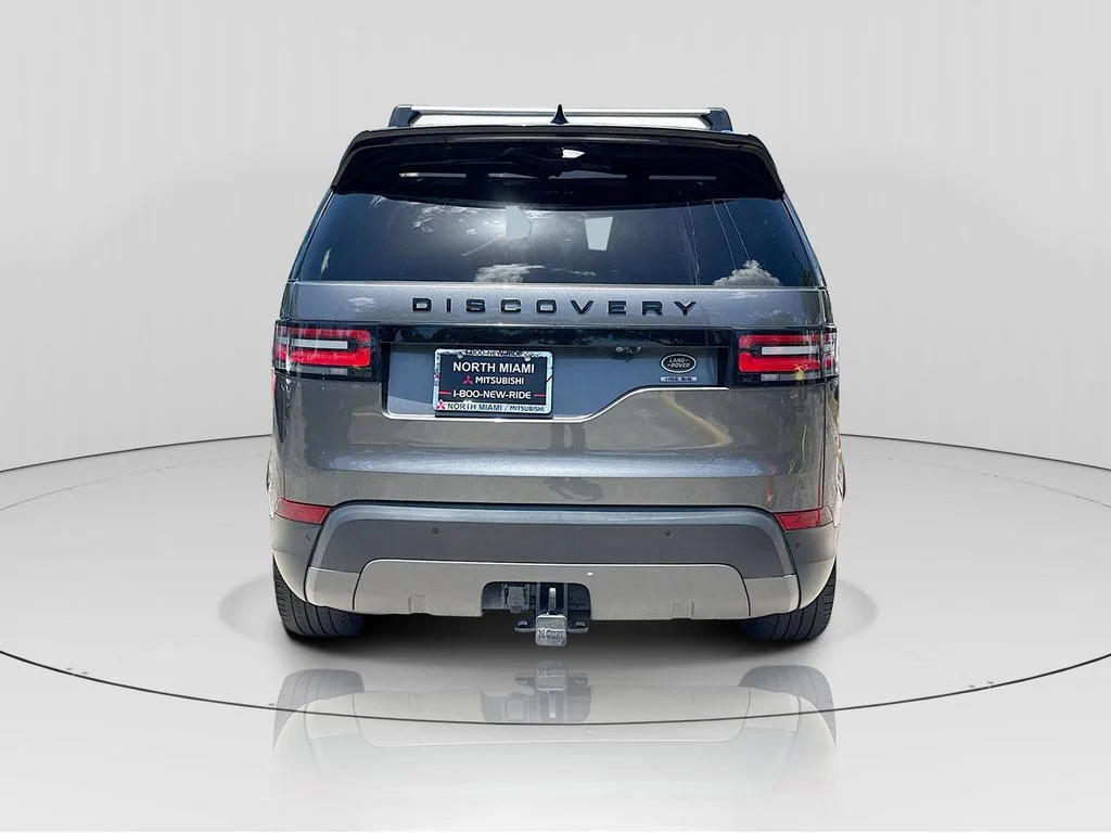 Used 2019 Gray Land Rover HSE image 6