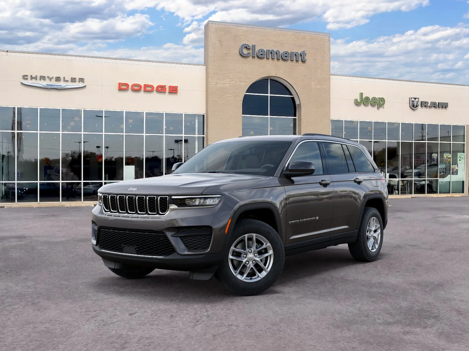 New 2026 Baltic Gray Metallic Clear-Coat Exterior Paint Jeep Laredo X image 30