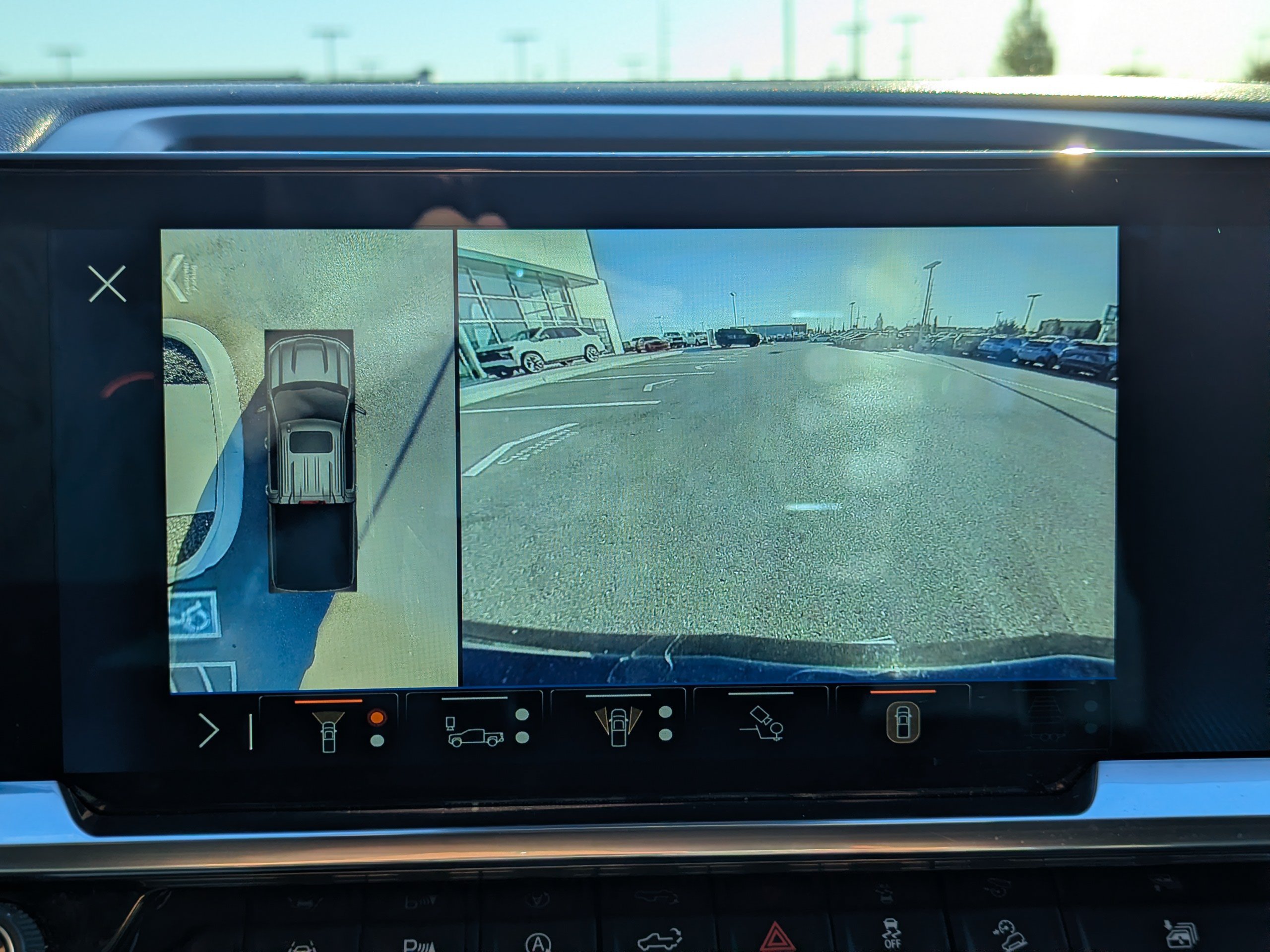 2024 Chevrolet Silverado 1500 LT - Photo 23