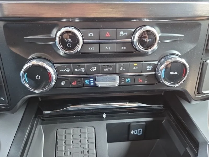 New 2026 Gray Ford Lariat image 43