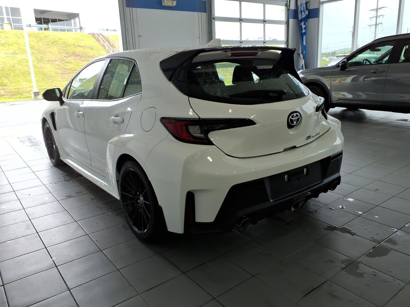 2025 Toyota GR Corolla Core - Photo 7