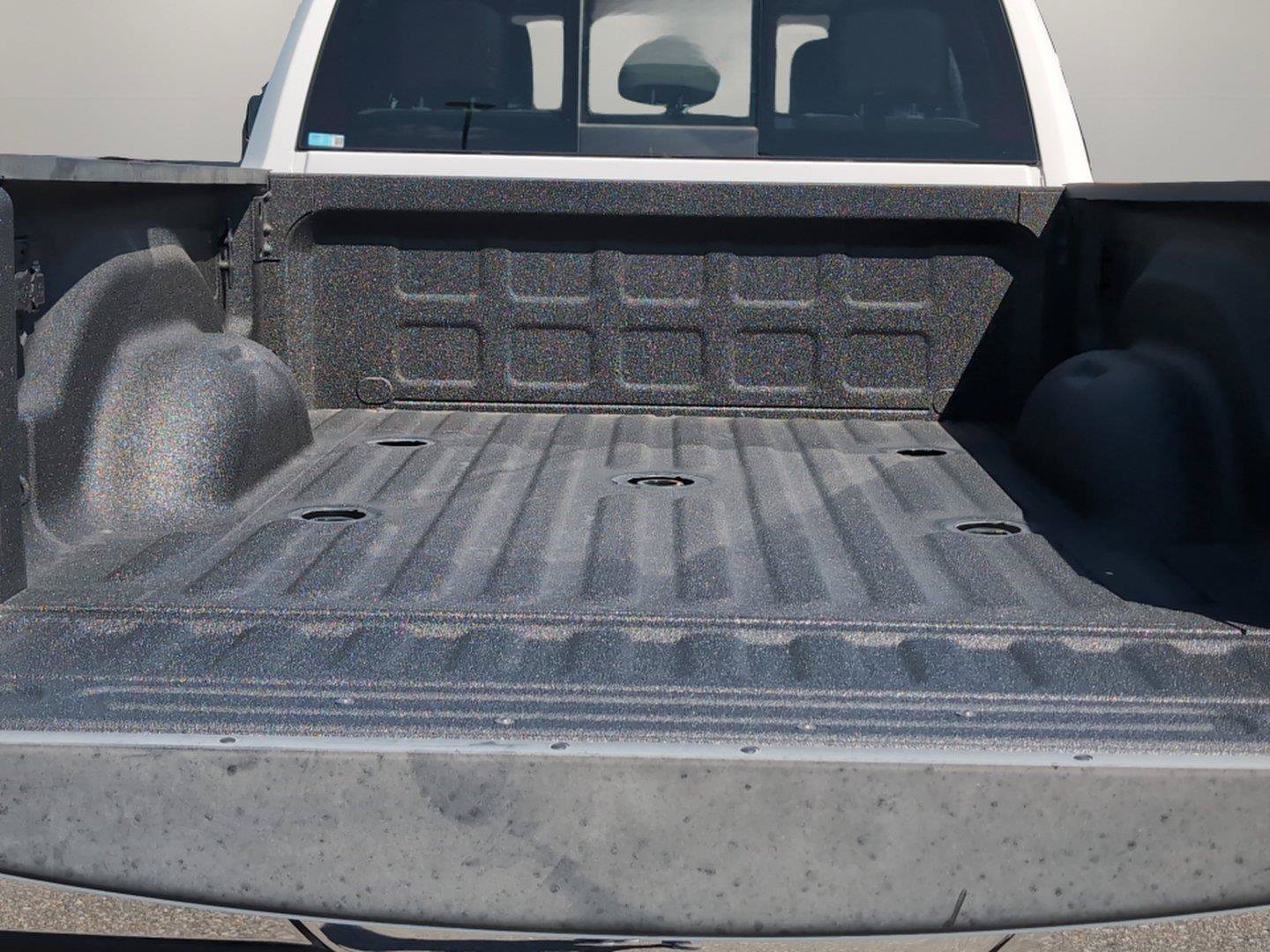 New 2025 Bright White Clear-Coat Exterior Paint RAM Laramie image 9