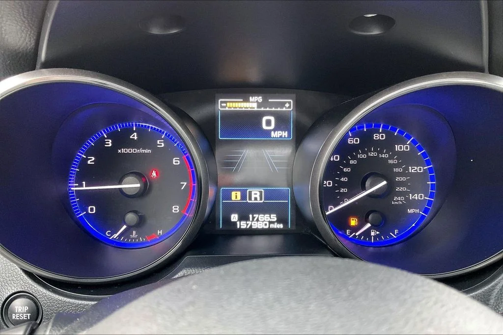 Used 2018 White Subaru 2.5i image 22