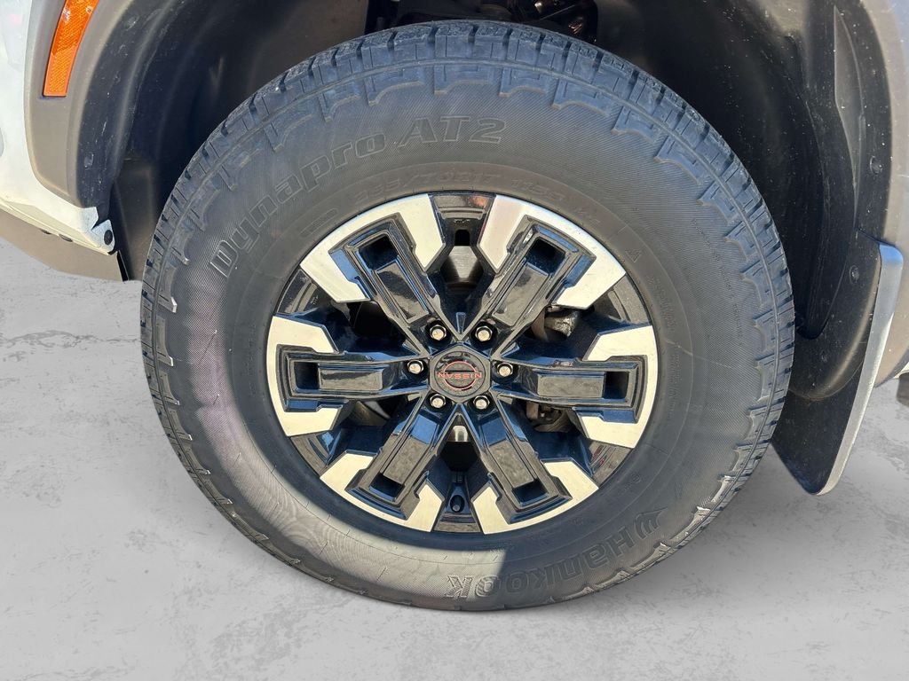 Used 2024 White Nissan PRO-4X image 10