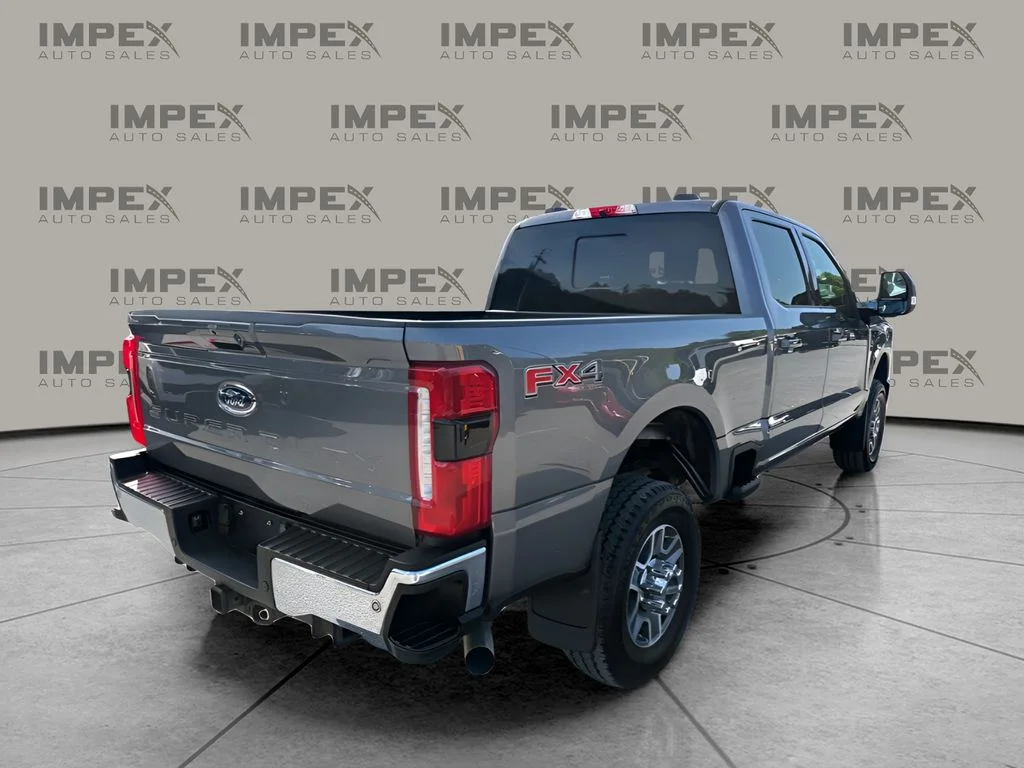 Used 2024 Gray Ford Lariat image 4