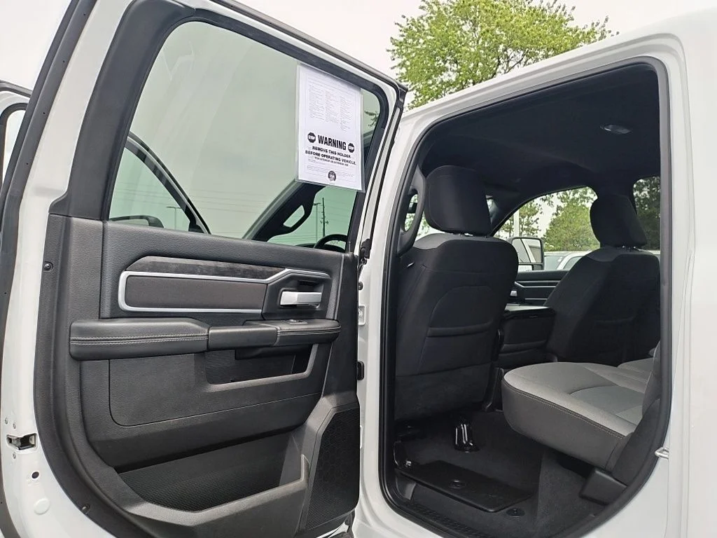 Used 2024 White Ram Big Horn image 30