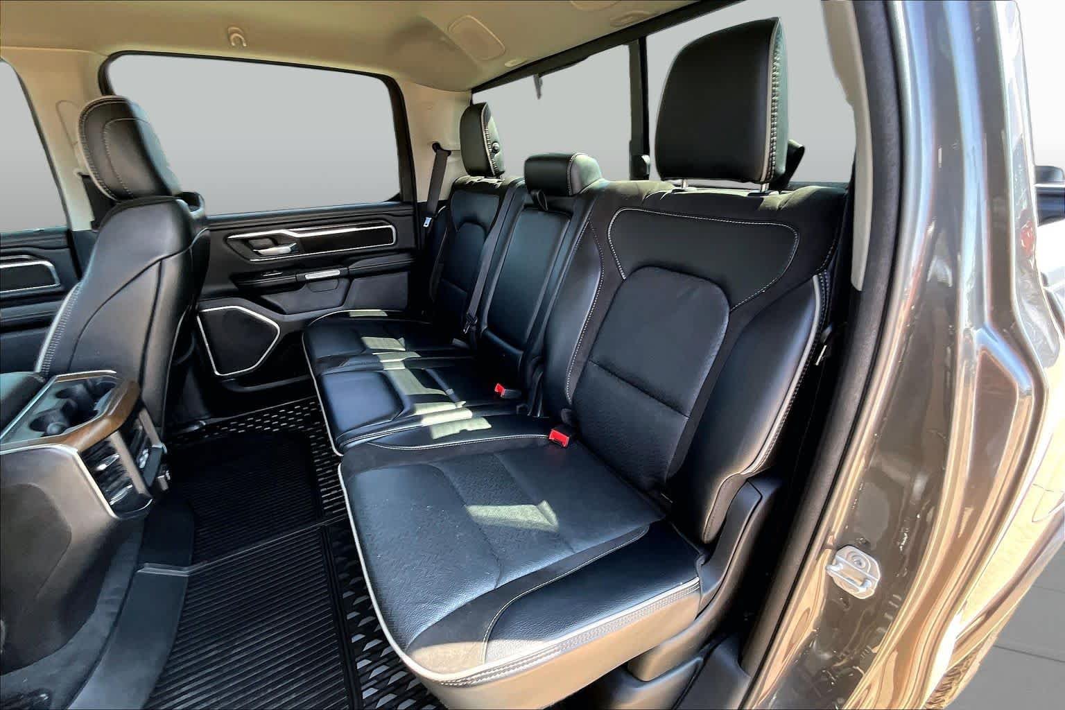 Used 2022 Granite Crystal Metallic Clearcoat Ram Laramie image 19
