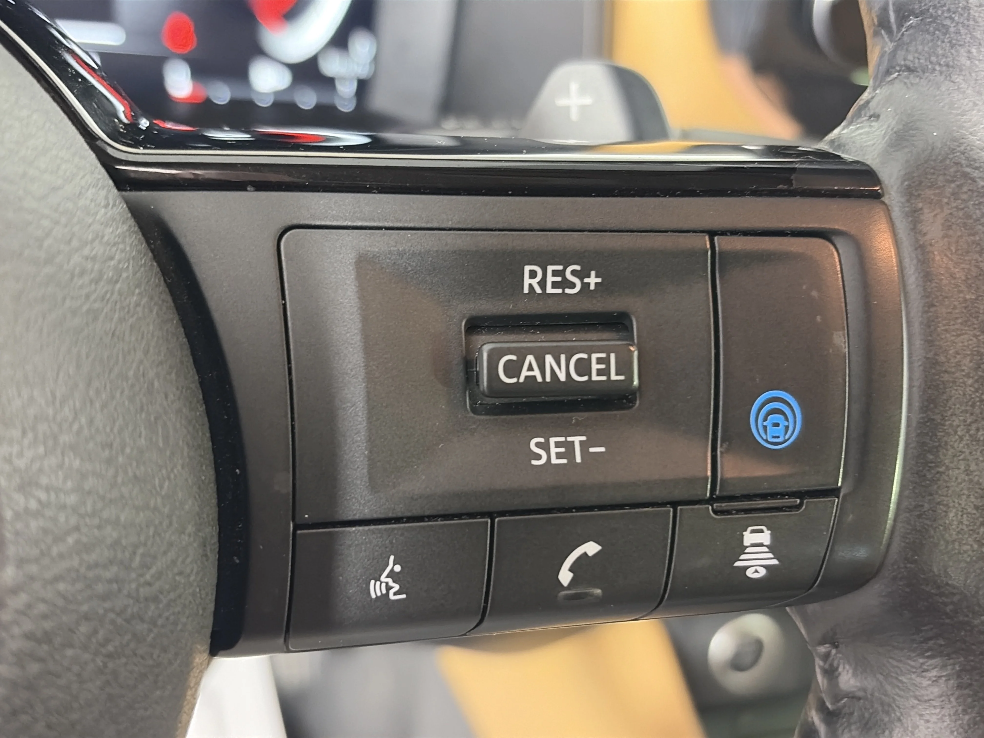 Used 2023 Scarlet Ember Tintcoat Nissan Platinum image 36