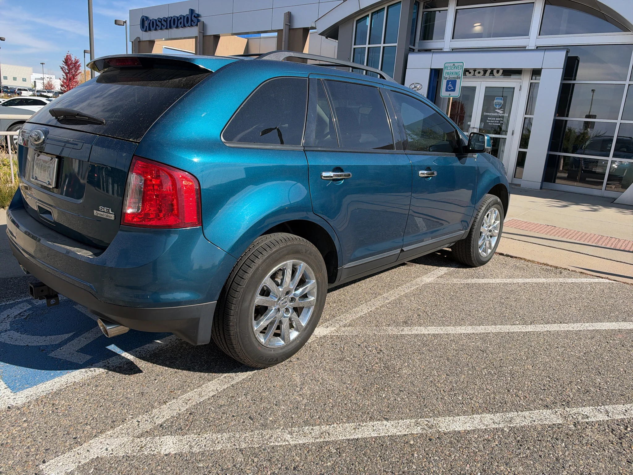 Used 2011 Mediterranean Blue Metallic Ford SEL image 5