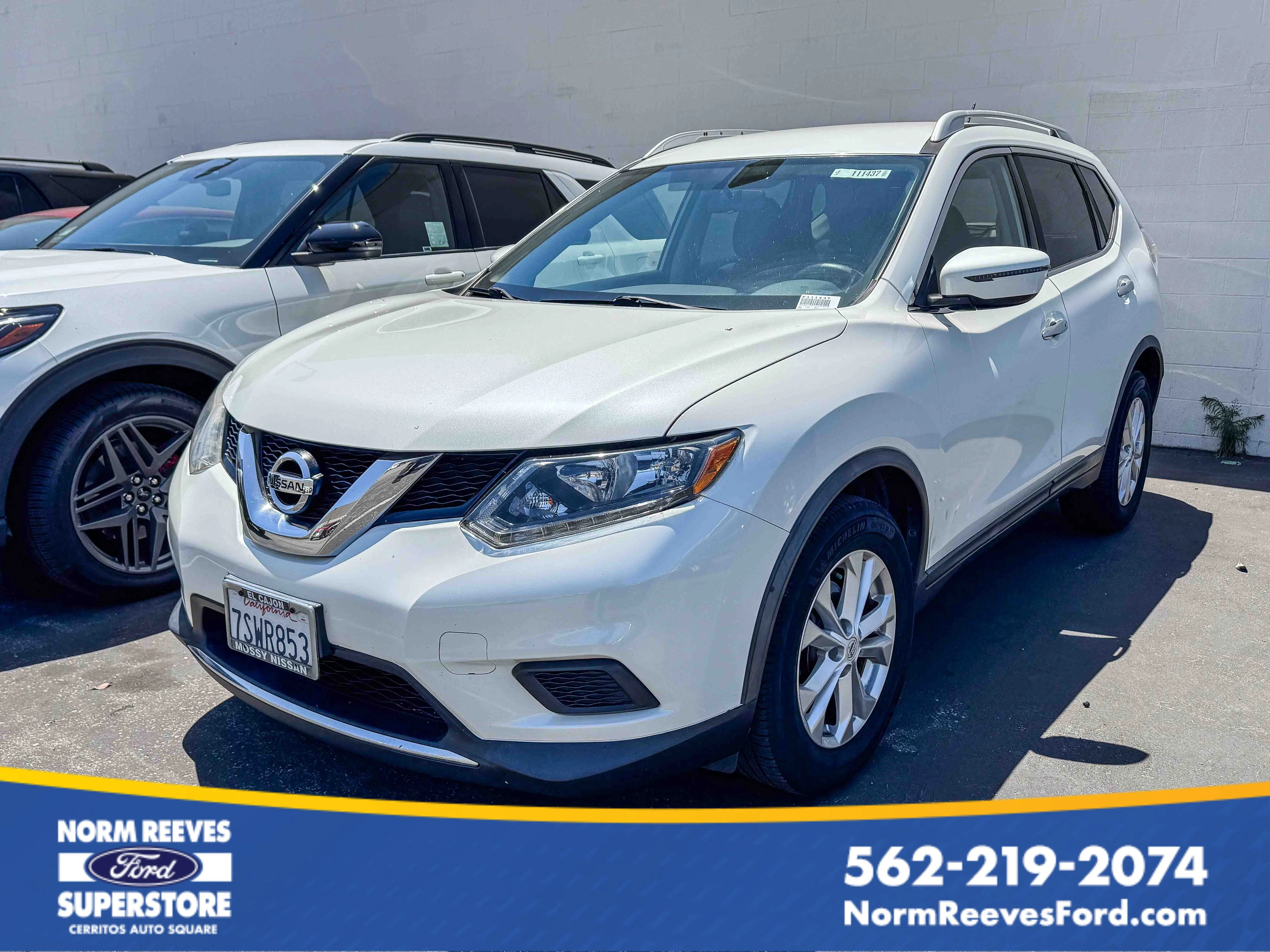 2016 Nissan Rogue SV FWD's photo