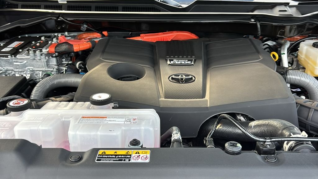 New 2026 Wind Chill Pearl <sup>1</sup> Toyota Tundra Platinum image 36