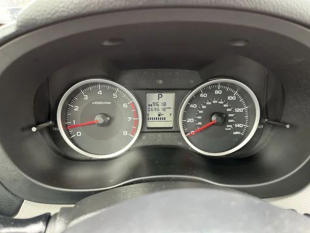 Used 2017 Green Subaru 2.5i Premium image 12