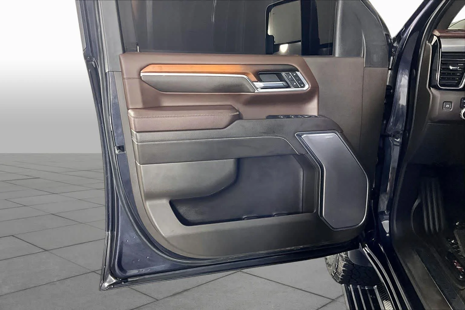 Used 2024 Titanium Rush Metallic GMC Denali image 21