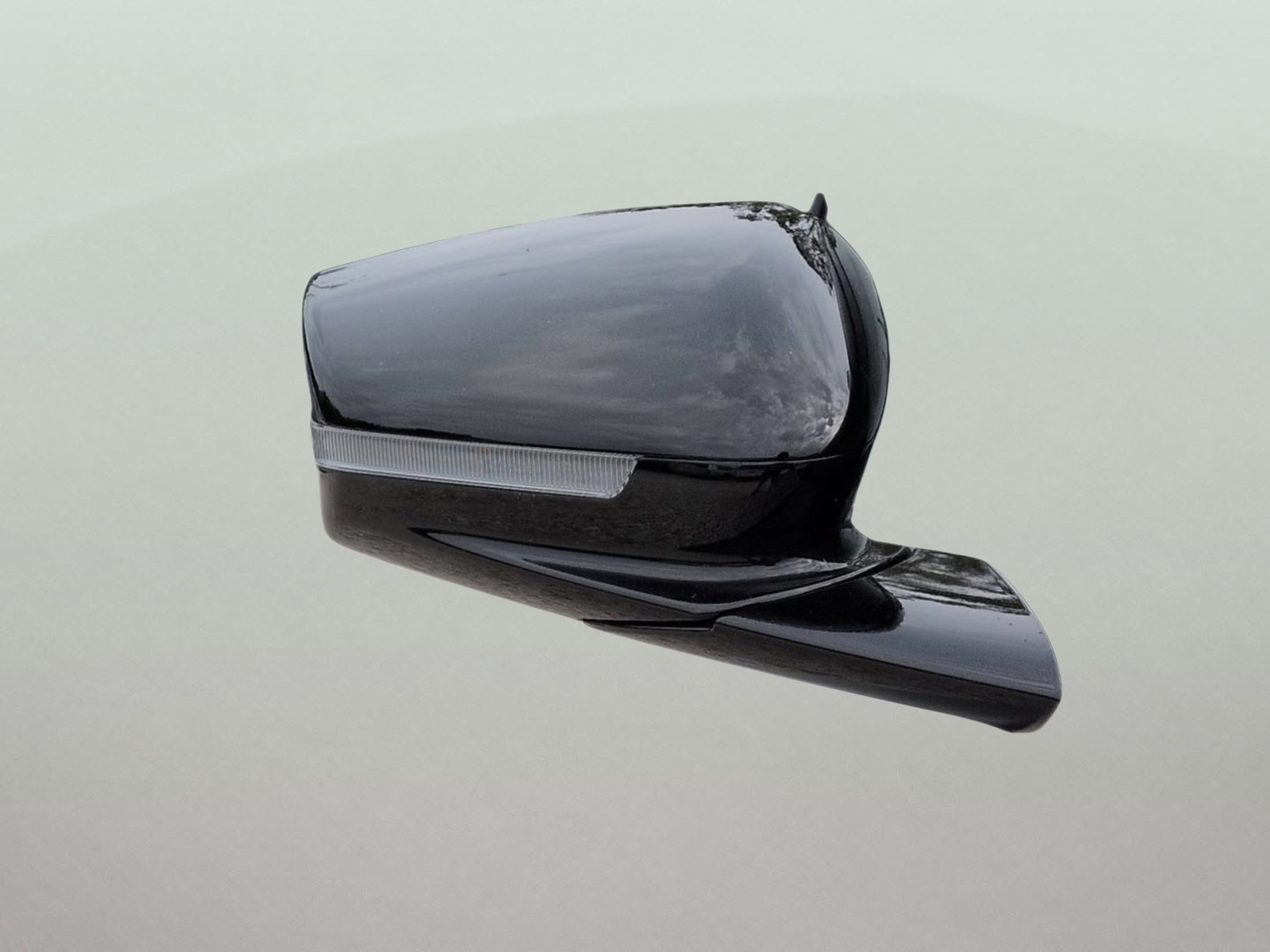 New 2026 Wolf Gray Kia Light Long Range image 32