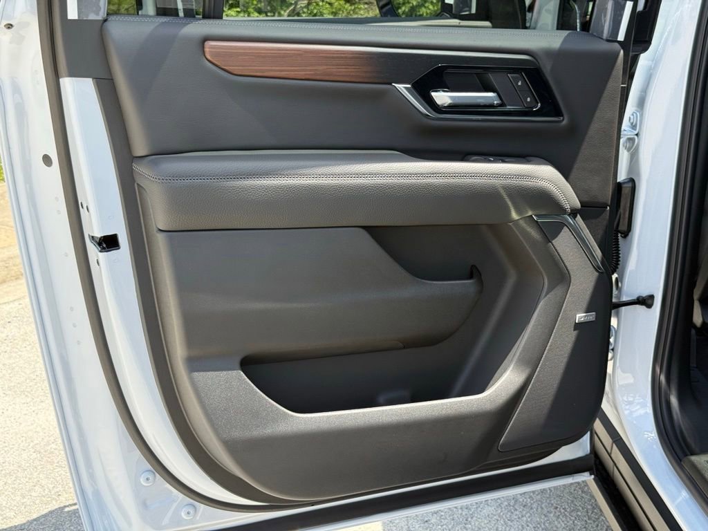 2026 GMC Yukon XL Denali - Photo 22