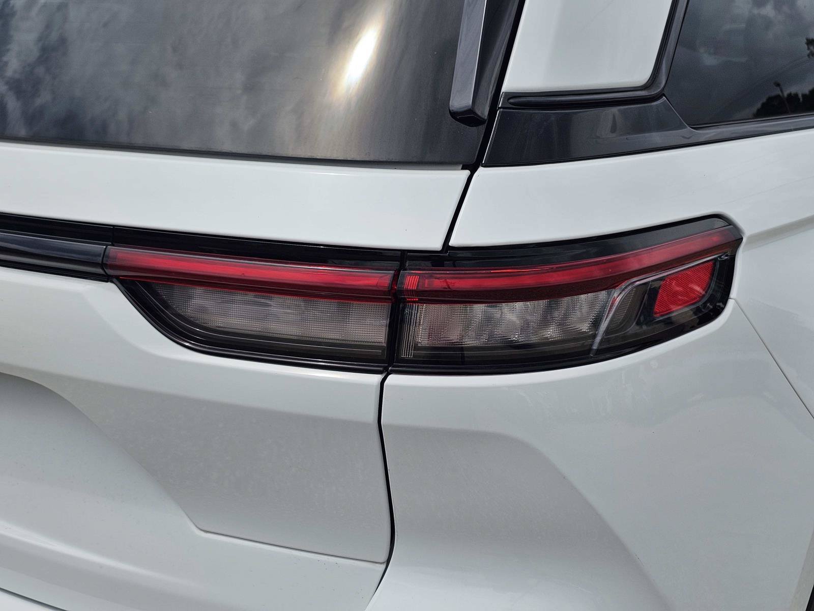 2024 Jeep Grand Cherokee Altitude - Photo 9