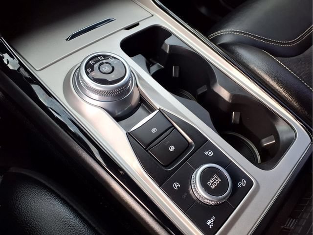 Used 2021  Ford ST image 6