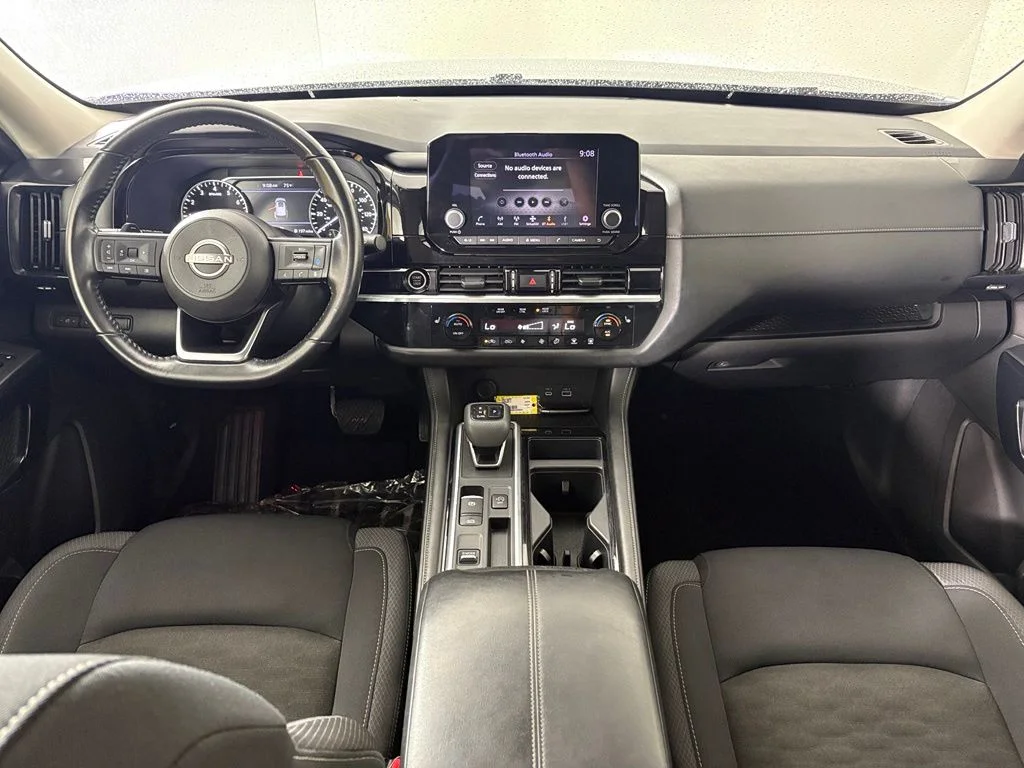 Used 2024 Silver Nissan SV image 42